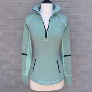 Lululemon 1/2 zip jacket EUC